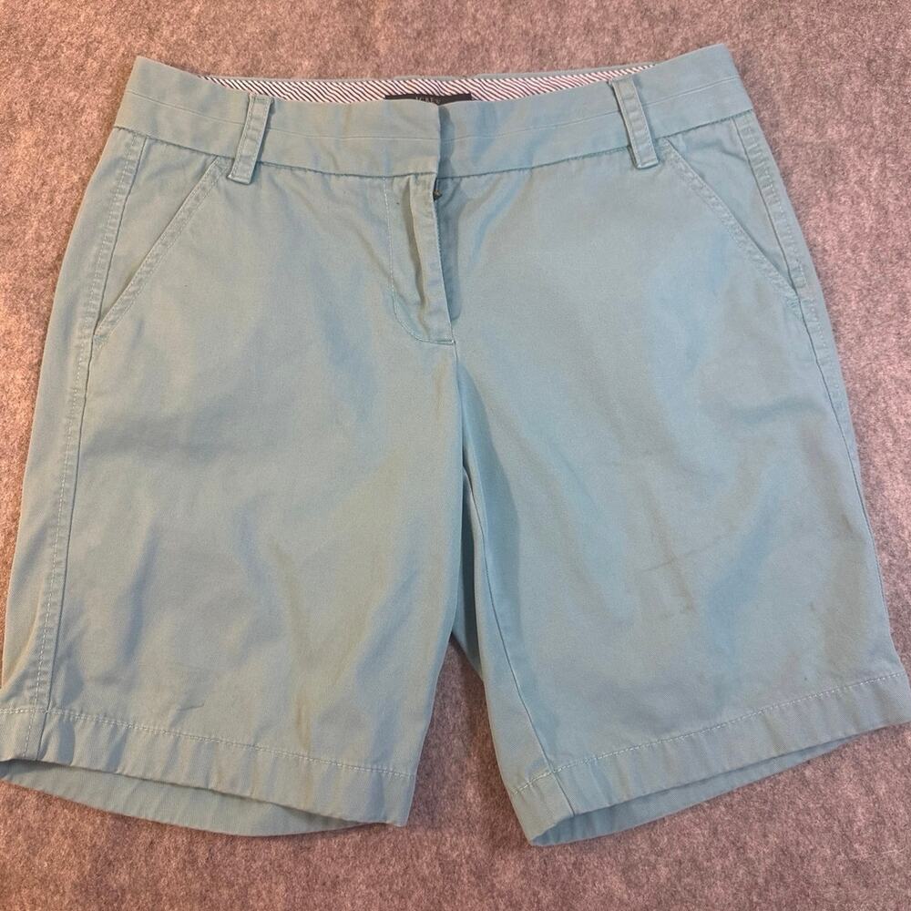 J. Crew Chino beige shorts womens size 2